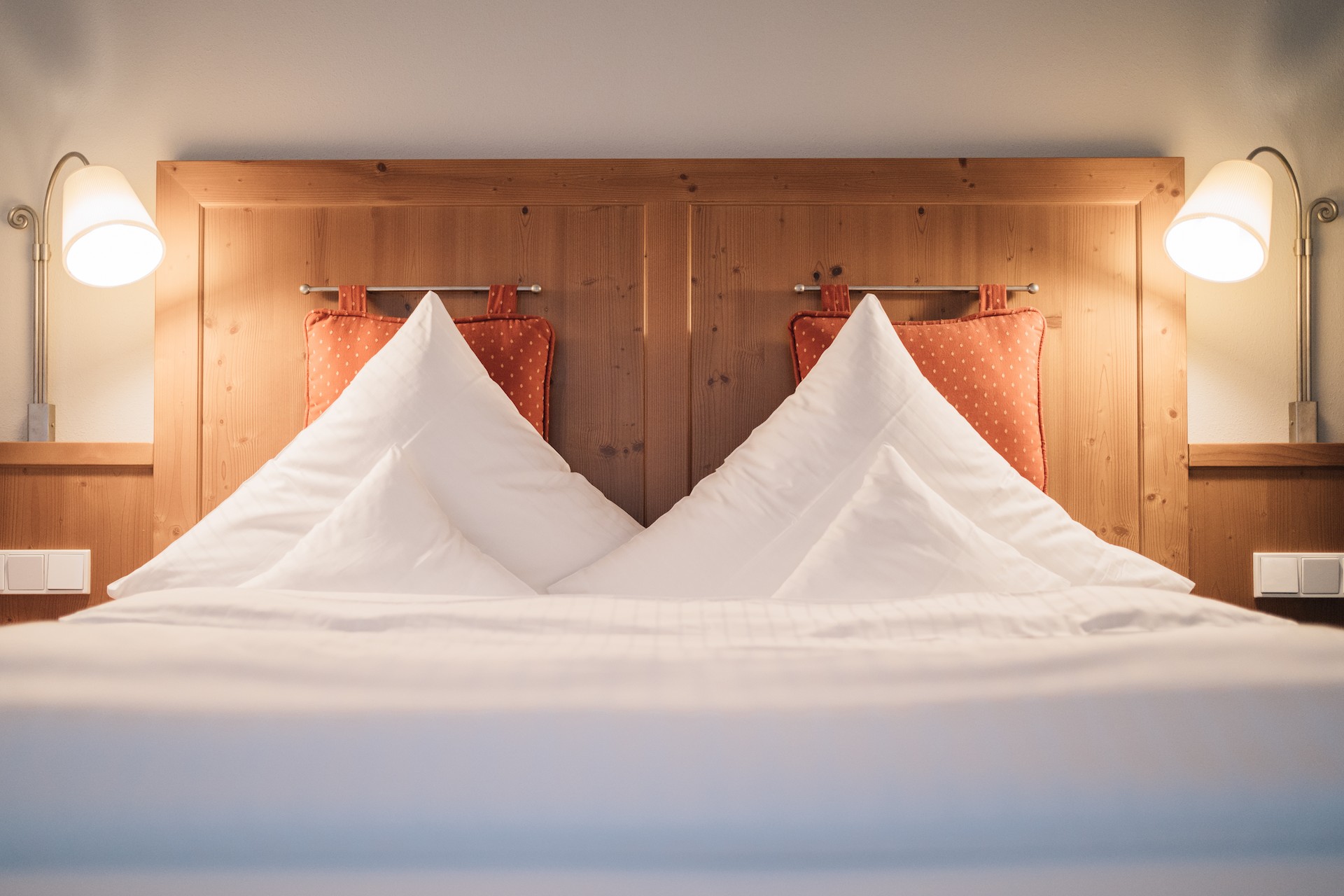 Ein Standard Hotelzimmer im Klostermeier Hotel Icking bei München - Doppelbett